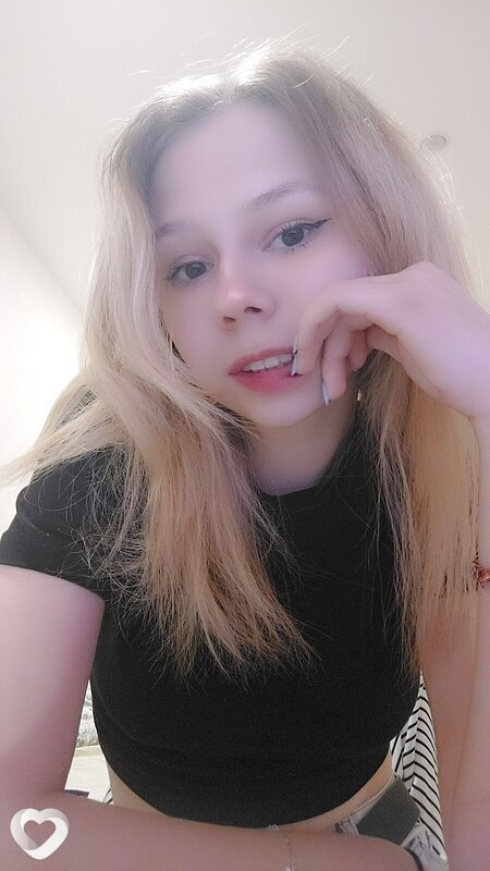 Алёна, 22, Мытищах — анкета №1293842