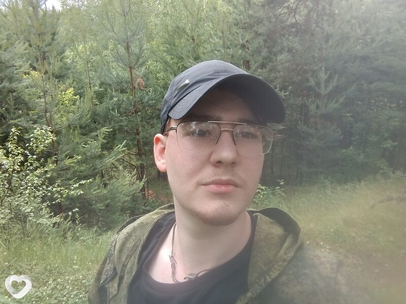 Макс, 21, Москве — анкета №1294024