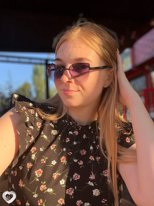 Nastya, 23, Таганроге — анкета №1294657