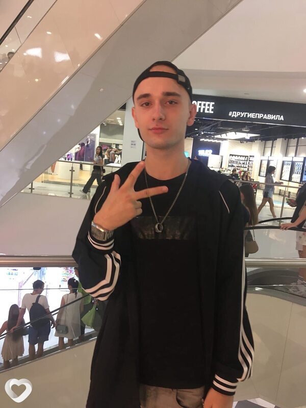 Иван, 25, Москве — анкета №1294828