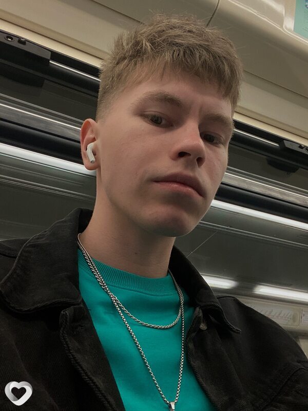 Юрий, 24, Москве — анкета №1294869
