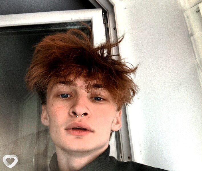 Максим, 20, Москве — анкета №1294887