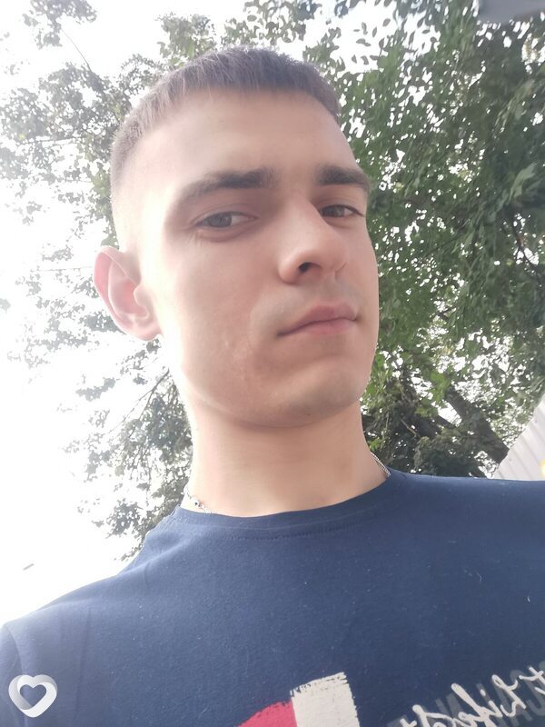 Олег, 28, Троицке — анкета №1295083
