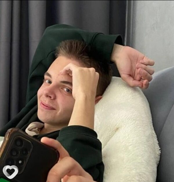 Евгений, 21, Челябинске — анкета №1295972