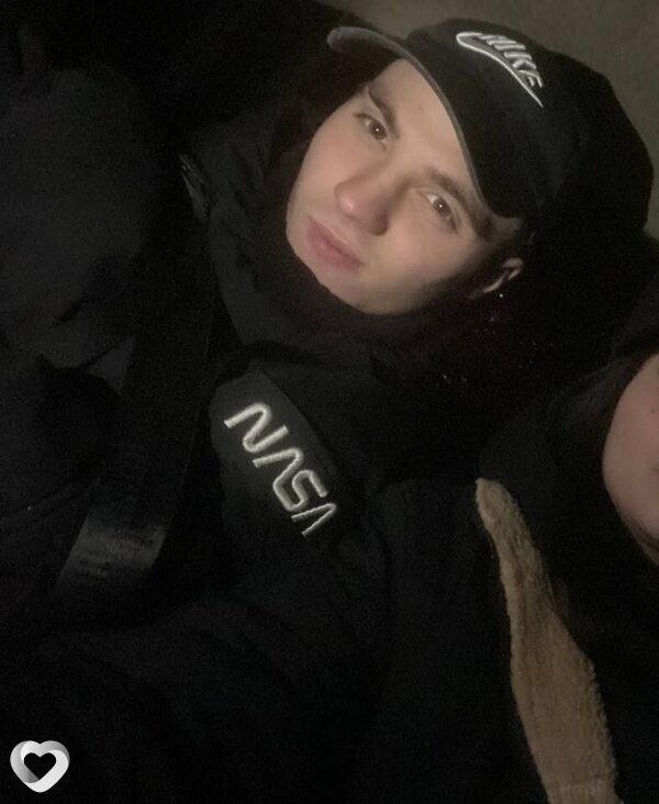 Александр, 20, Москве — анкета №1296335