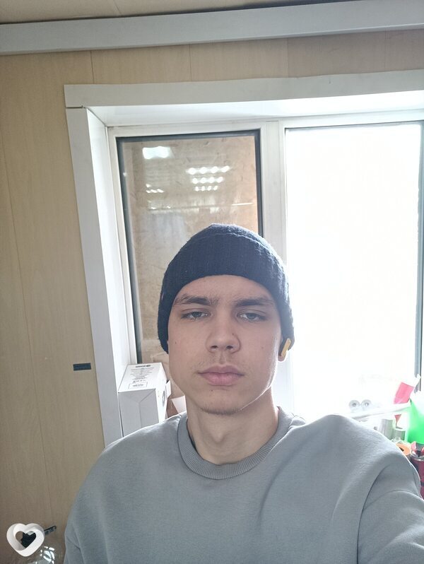 Павел, 20, Тюмени — анкета №1296720