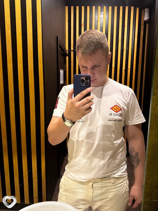 Виктор, 23, Оренбурге — анкета №1297493