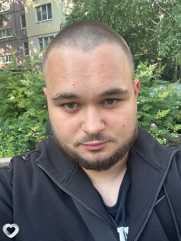 Иван, 21, Москве — анкета №1297871