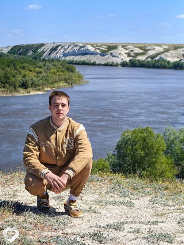 Илья, 20, Волгограде — анкета №1298041
