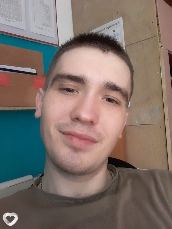 Денис, 24, Астрахани — анкета №1298260