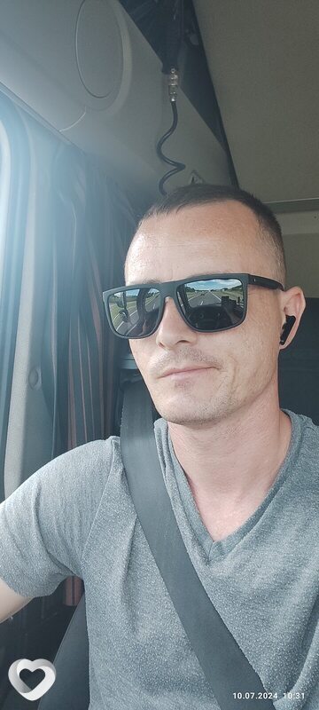 Valentinovich, 35, Иркутске — анкета №1298309
