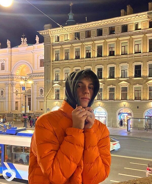Артур, 25, Барнауле — анкета №1298913