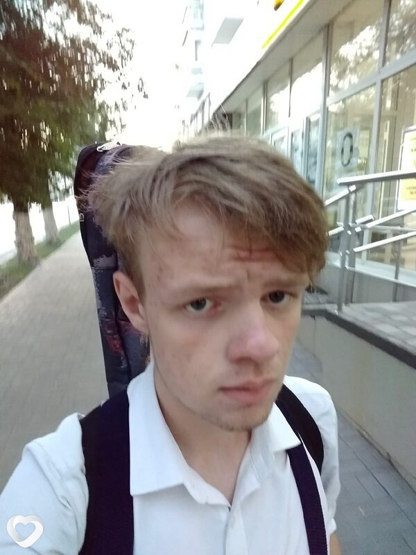 Артем, 22, Волгограде — анкета №1299408