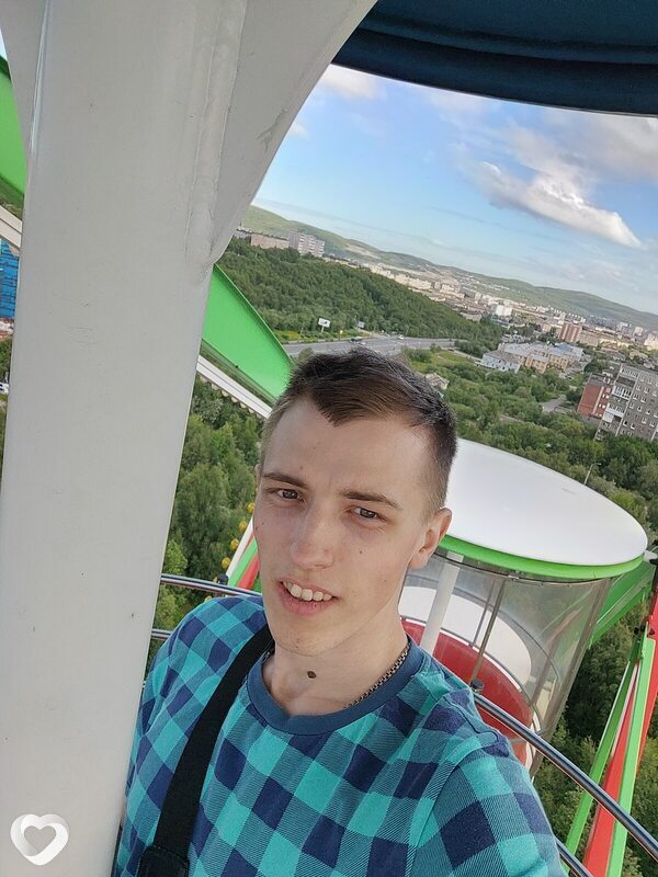 Артём, 24, Москве — анкета №1299655