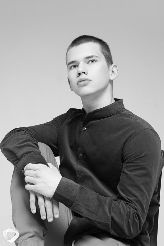 Андрей, 21, Санкт-Петербурге — анкета №1300184