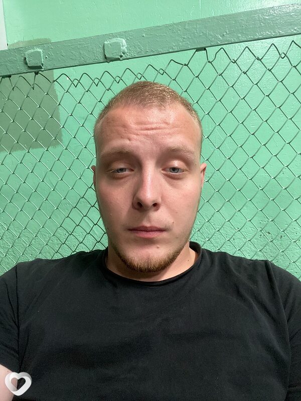 Александр, 21, Омске — анкета №1300767