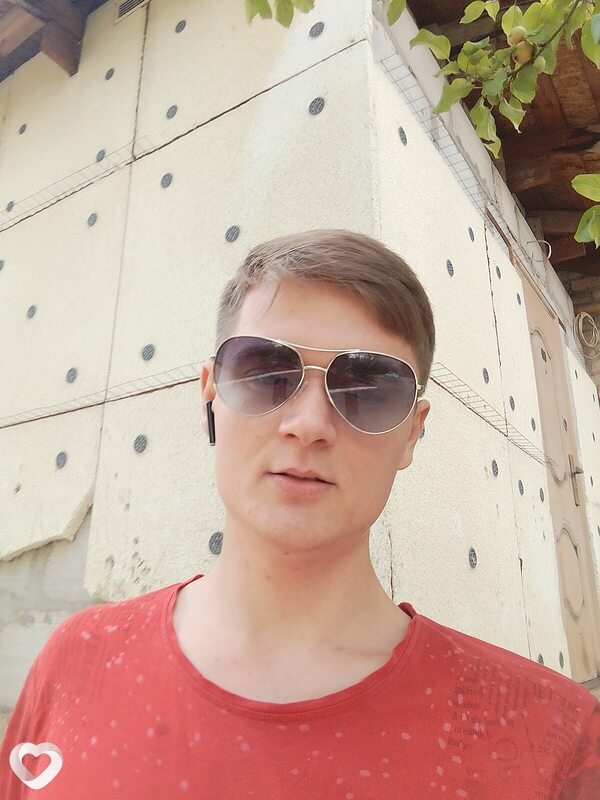Александр, 24, Донецк (Ростовская Обл.) — анкета №1301378