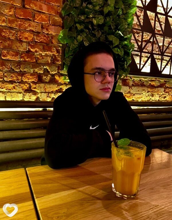 Матвей, 21, Геленджике — анкета №1301526