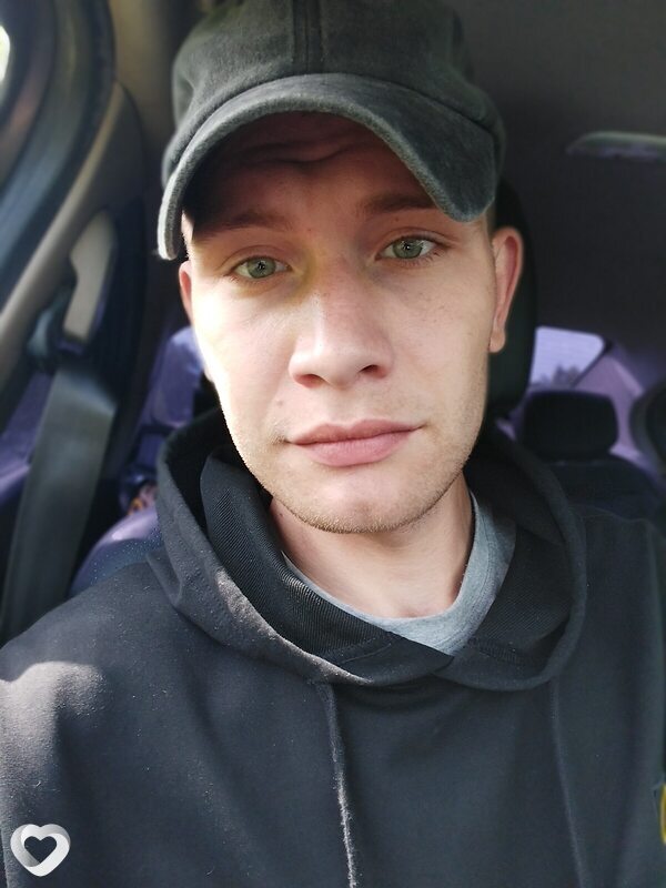 Константин, 27, Енакиеве — анкета №1301557