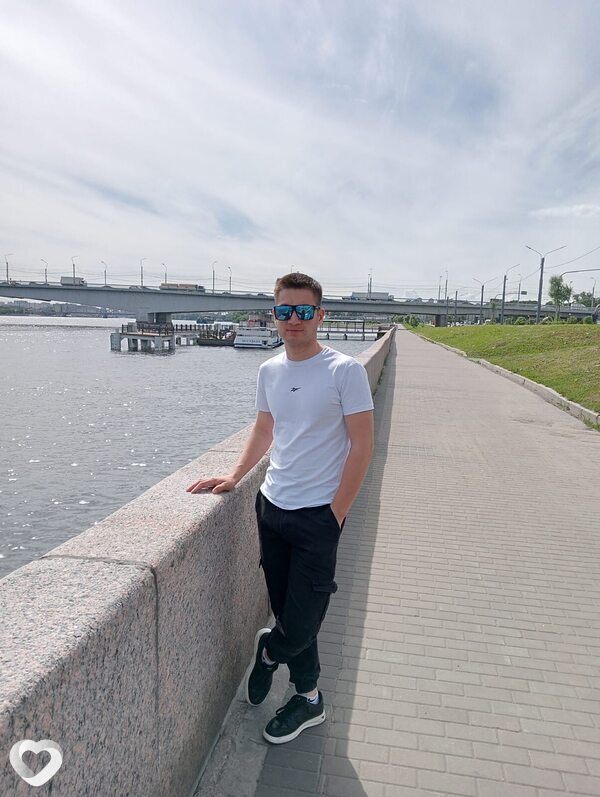 Тим, 25, Санкт-Петербурге — анкета №1301720