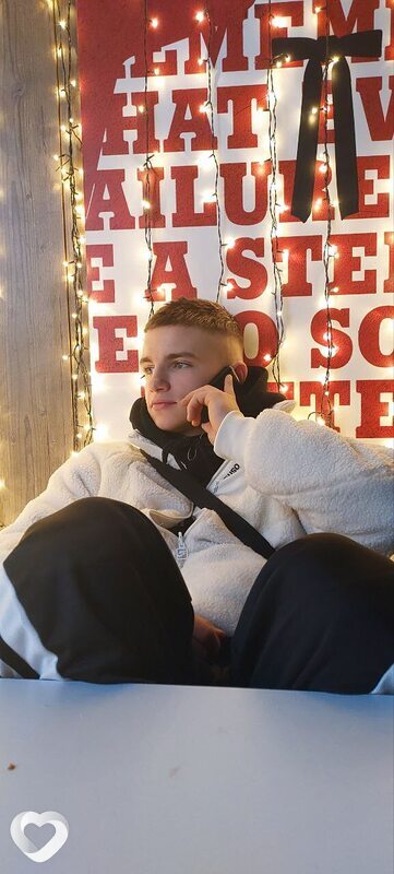 Макс, 20, Калинковичах — анкета №1302396