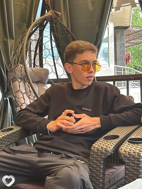 Илья, 20, Домодедово — анкета №1302432