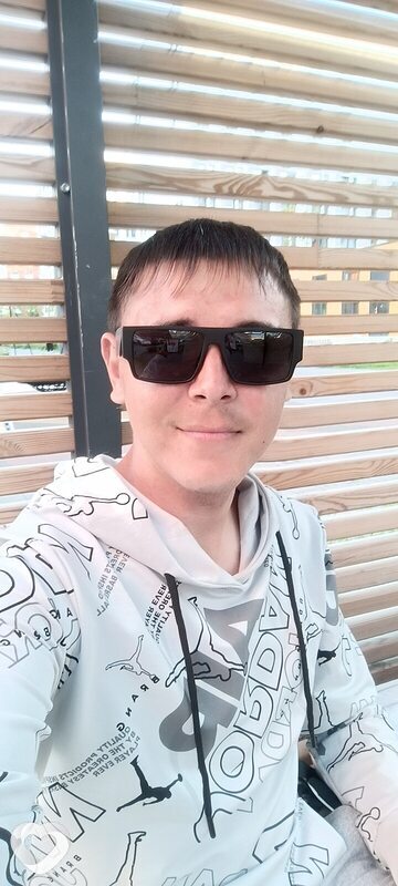 Эдуард, 31, Кингисеппе — анкета №1302639