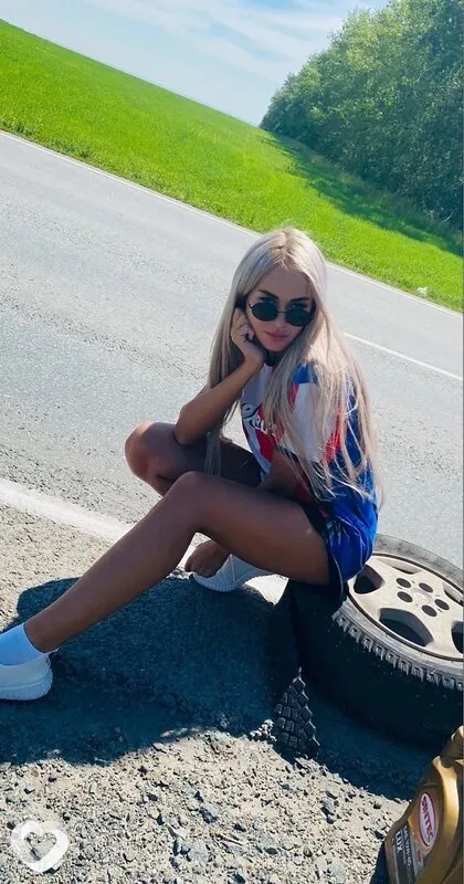 Лена, 30, Барнауле — анкета №1302682