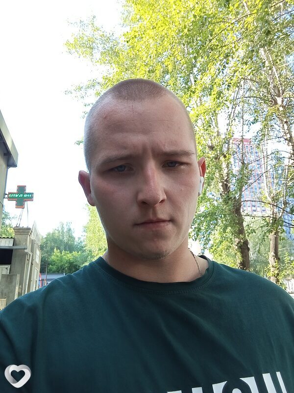 Дима, 26, Екатеринбурге — анкета №1303319