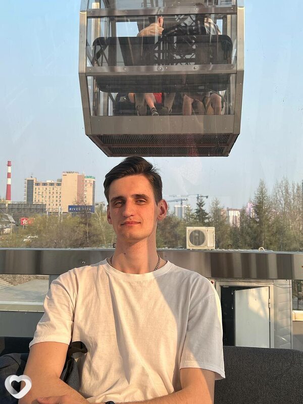 Павел, 25, Новосибирске — анкета №1303430