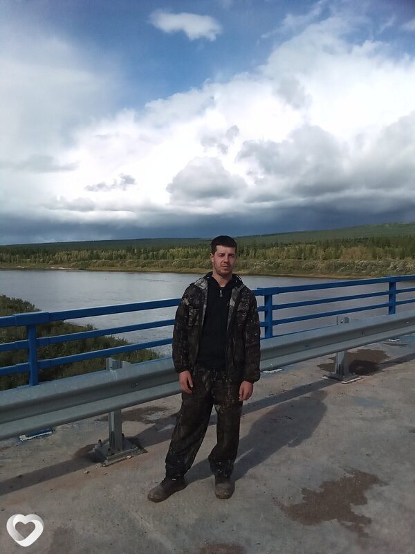 Андрей, 27, Ленске — анкета №1303572