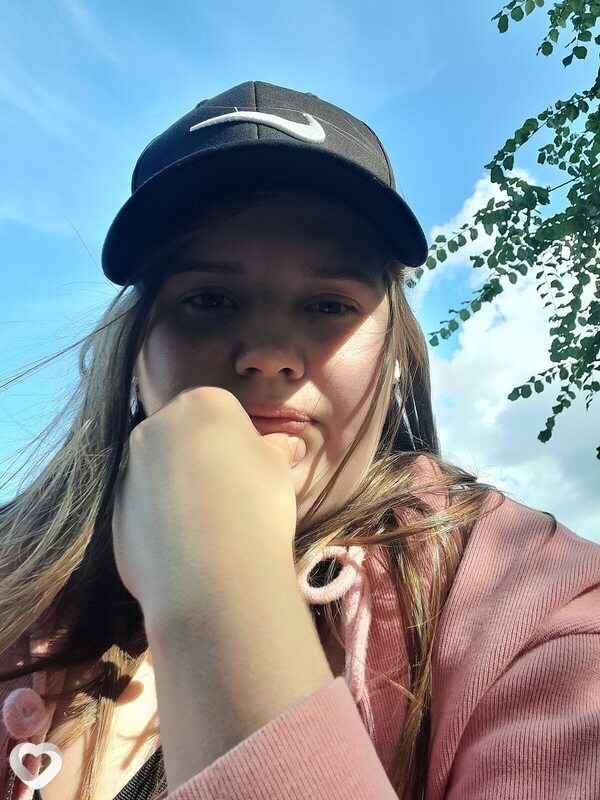 Вика, 25, Новосибирске — анкета №1303645