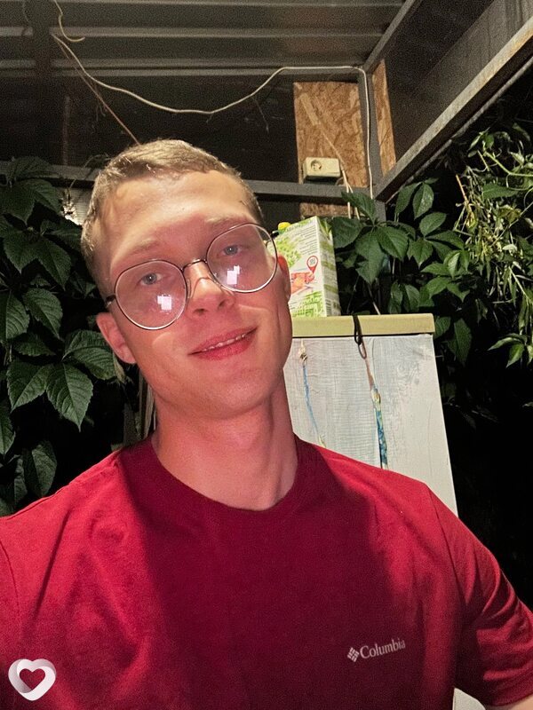 Михаил, 24, Москве — анкета №1303796
