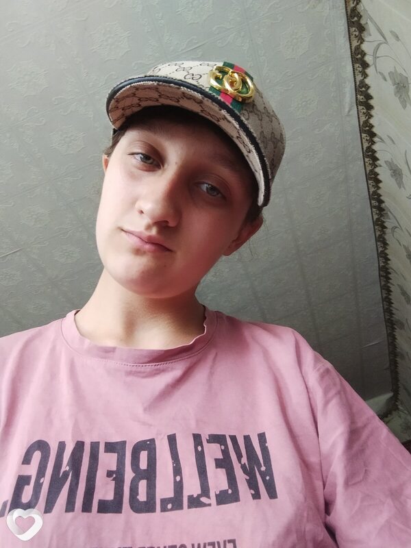 Настя, 20, Луганске — анкета №1303880