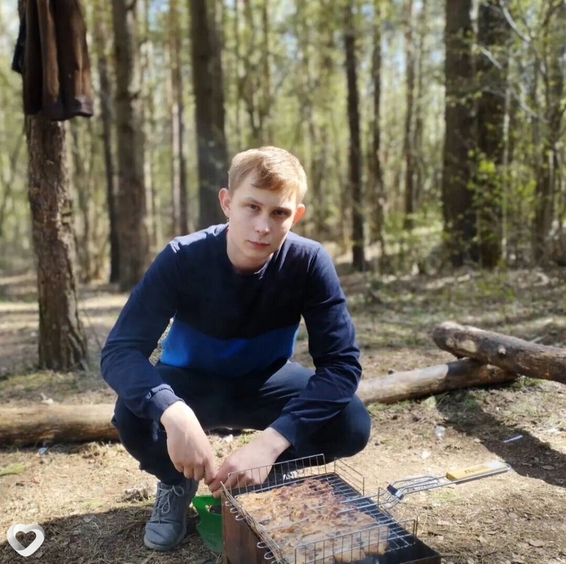 Антон, 20, Минске — анкета №1304140