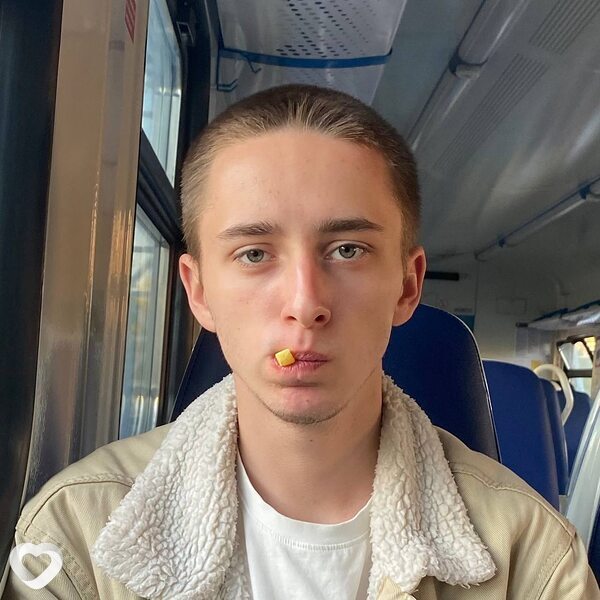 Артём, 22, Москве — анкета №1304246