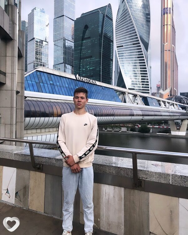 Сергей, 20, Москве — анкета №1304362