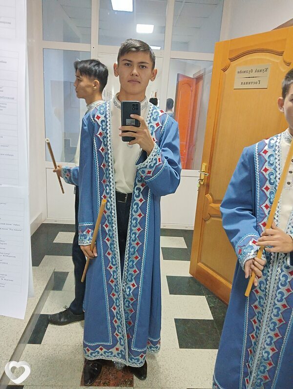 Илья, 21, Сибае — анкета №1305002