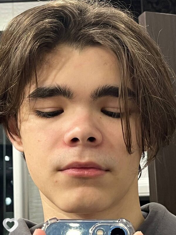 Павел, 20, Истре — анкета №1306031