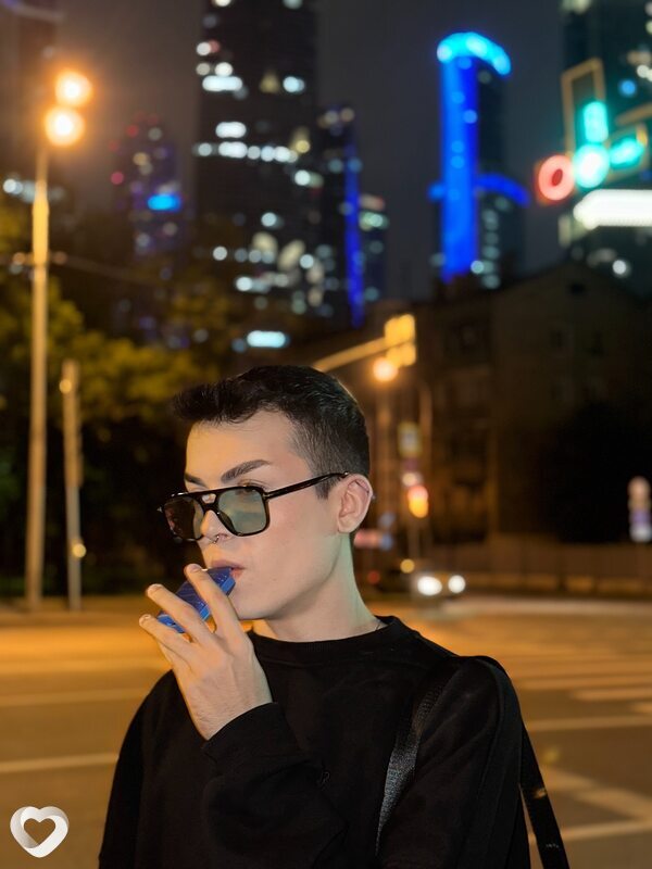 Артём, 23, Москве — анкета №1306562