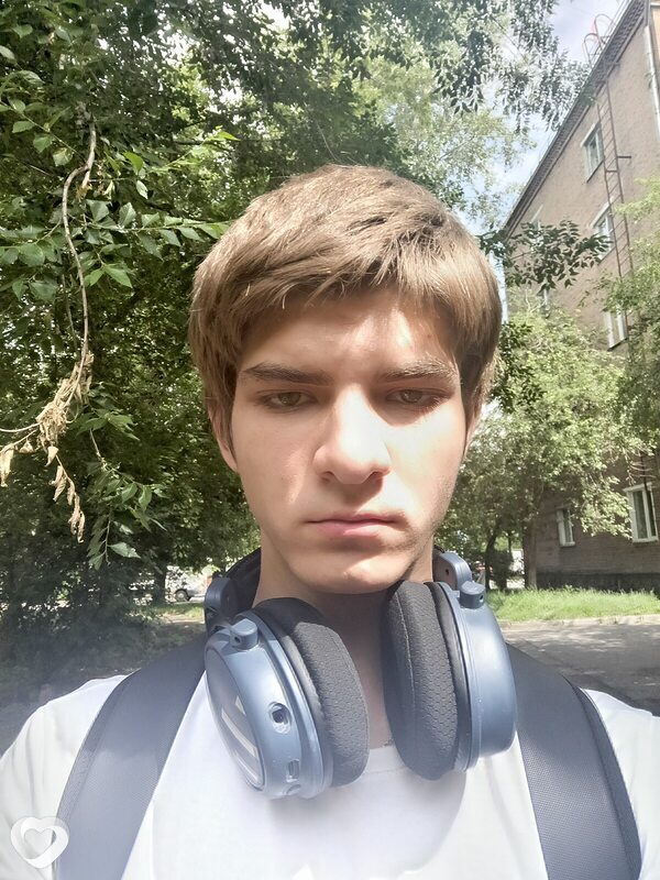 Михаил, 20, Красноярске — анкета №1309499