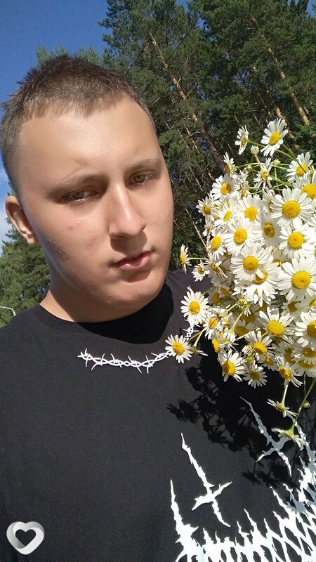 Даниил, 20, Томске — анкета №1309618