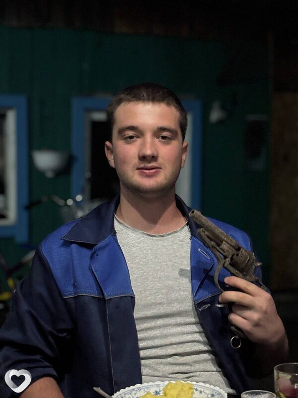 Виталий, 21, Иркутске — анкета №1309980