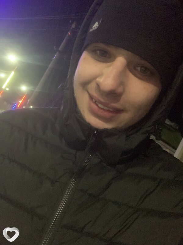 Кирилл, 25, Иркутске — анкета №1309860