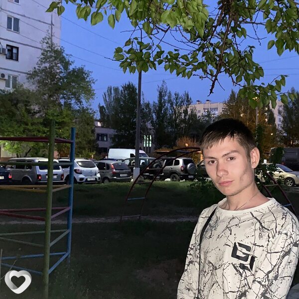 Виталий, 20, Волжском — анкета №1310846