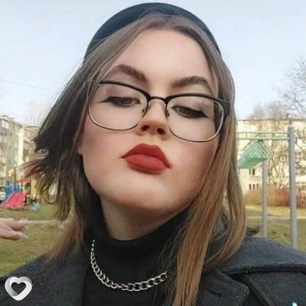 Софа, 20, Южно-Сахалинске — анкета №1311165
