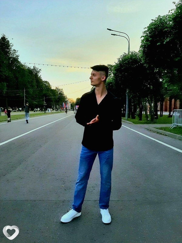 Лёша, 23, Брянске — анкета №1311460
