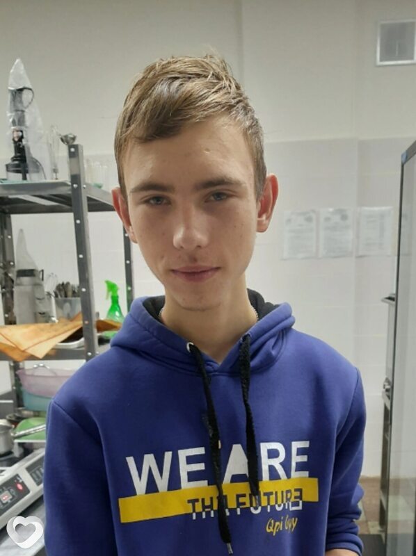 Максим, 21, Энгельсе — анкета №1312328