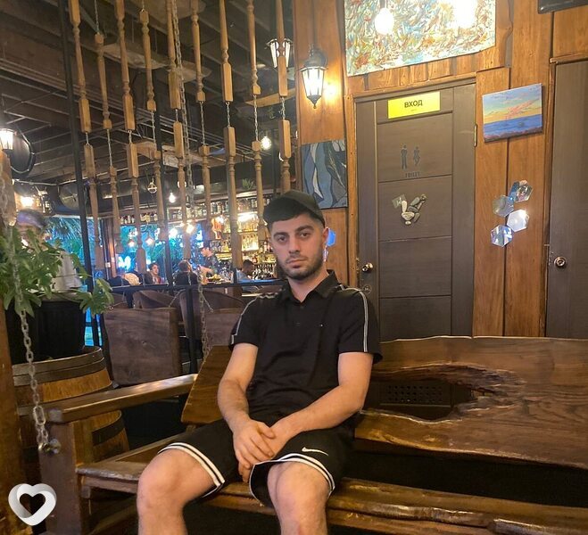 Тигран, 26, Адлер — анкета №1313223