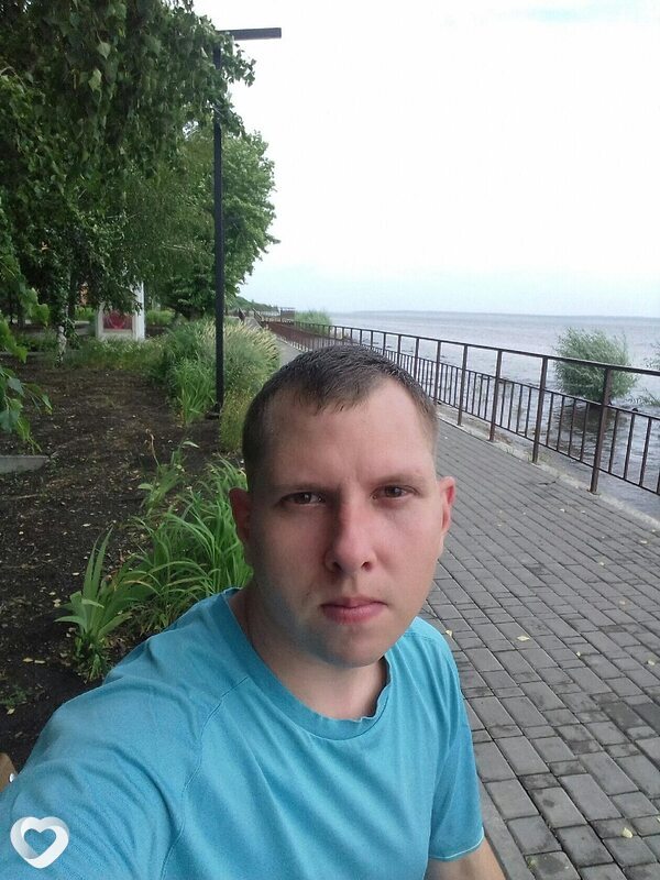Aleksey, Сенгилей